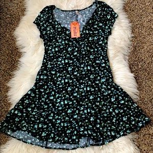 Button front lace up back cute dress